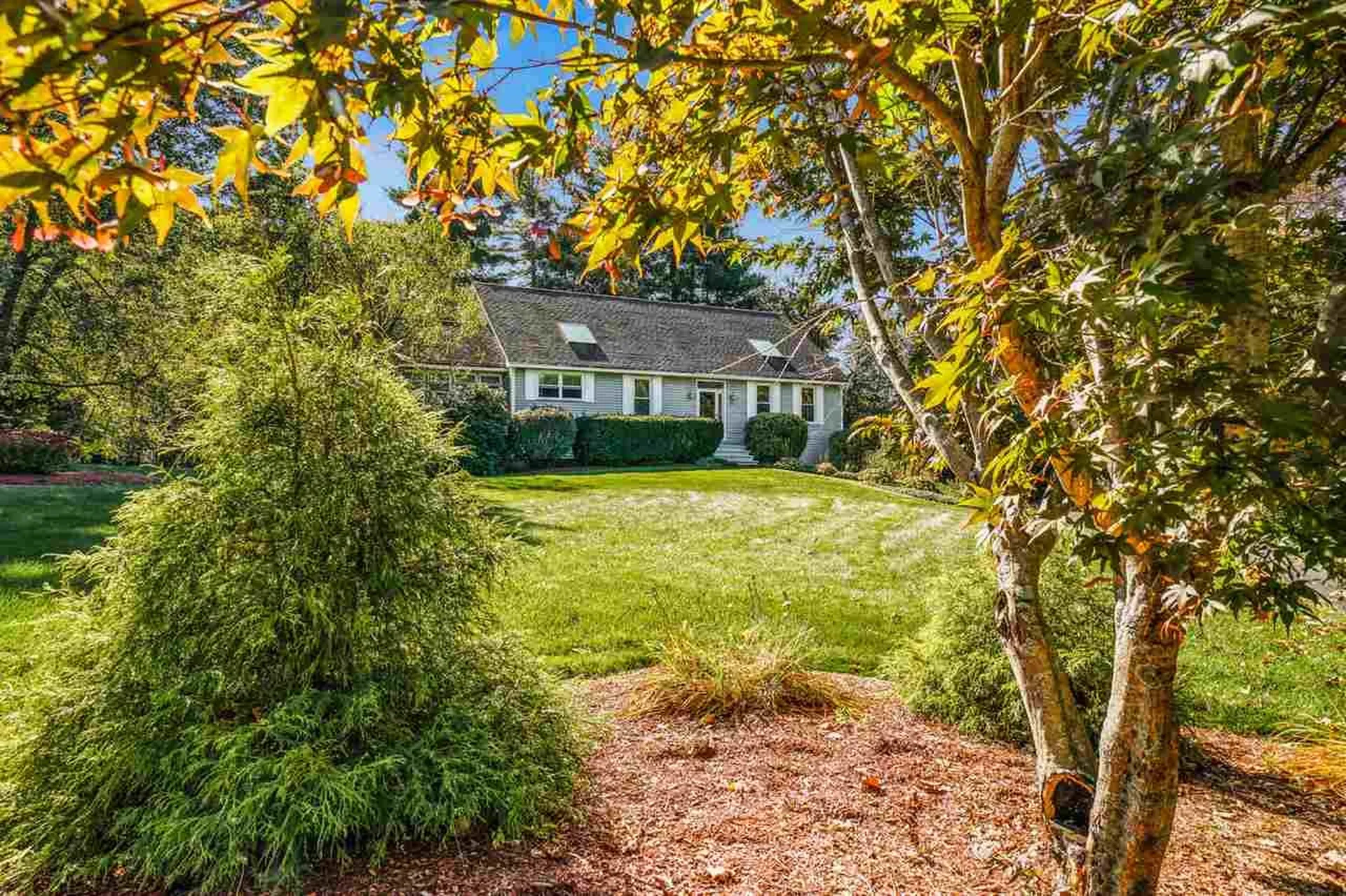 24 Pasture Drive Hudson NH 03051