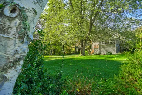 24 Pasture Drive Hudson NH 03051
