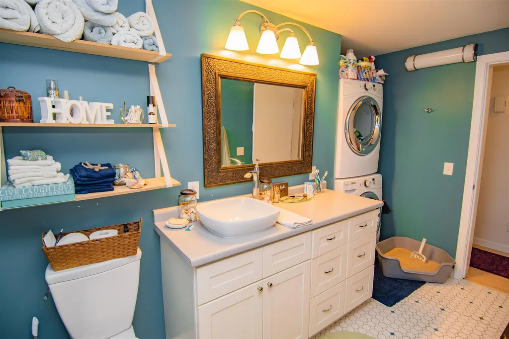 72 Western Avenue Northfield VT 05663