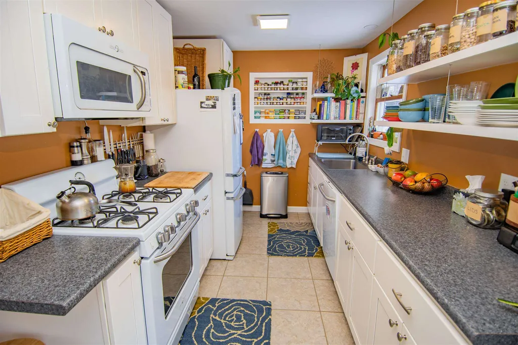 72 Western Avenue Northfield VT 05663