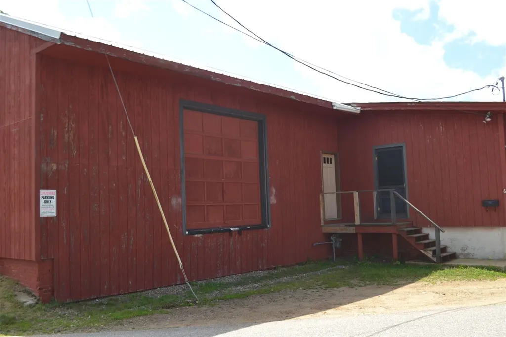 6 Winnisquam Avenue Laconia NH 03246
