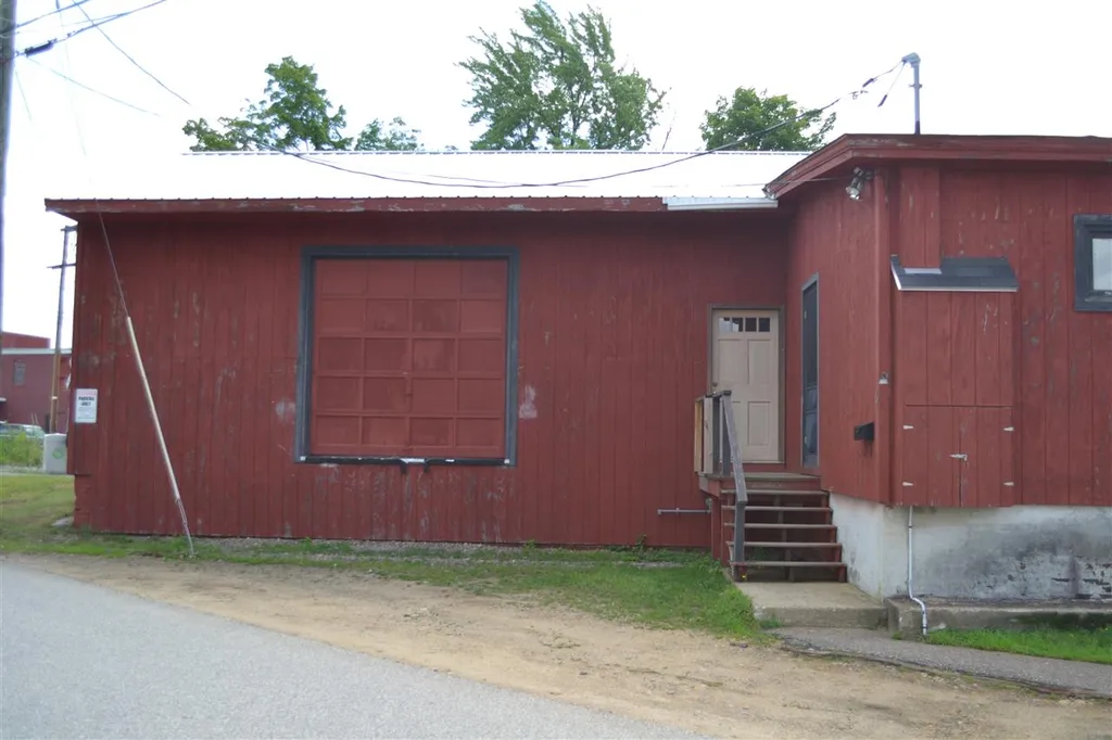 6 Winnisquam Avenue Laconia NH 03246