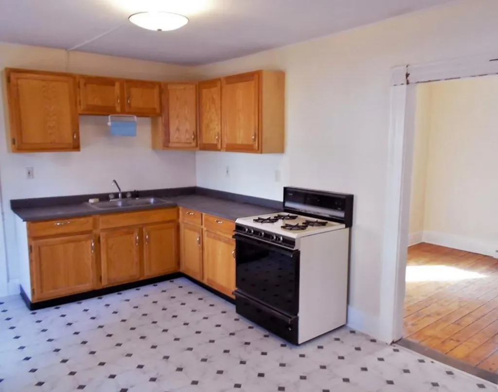 258 Summer Street Springfield VT 05156