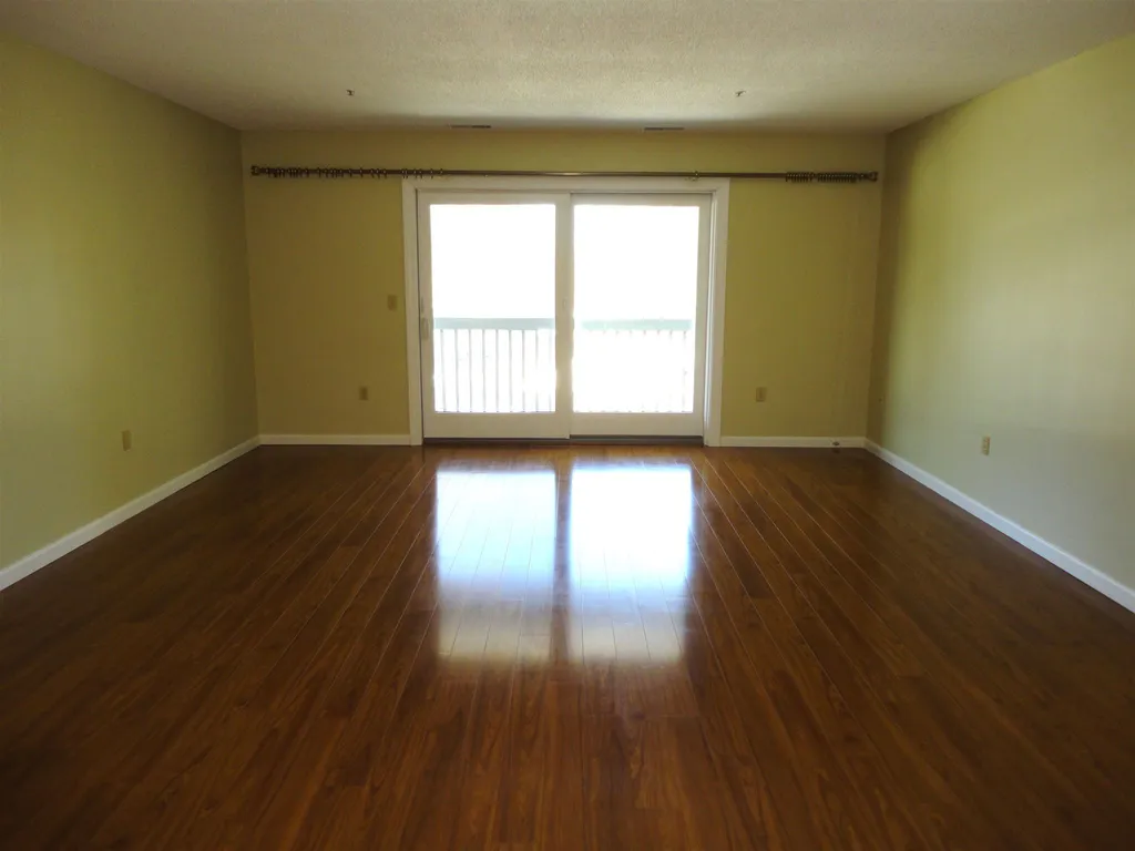16 Ledgewood Hills Drive Nashua NH 03062