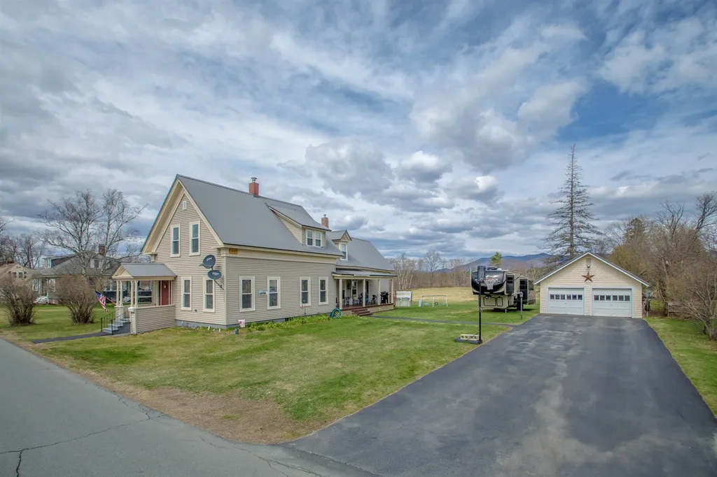7 Winter Street Lancaster NH 03584