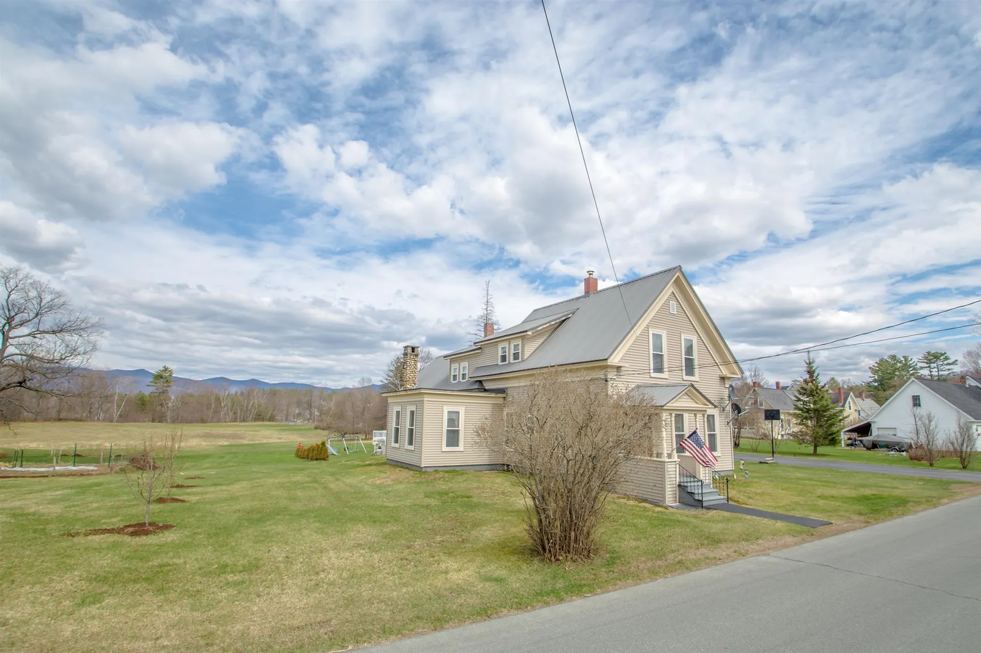 7 Winter Street Lancaster NH 03584