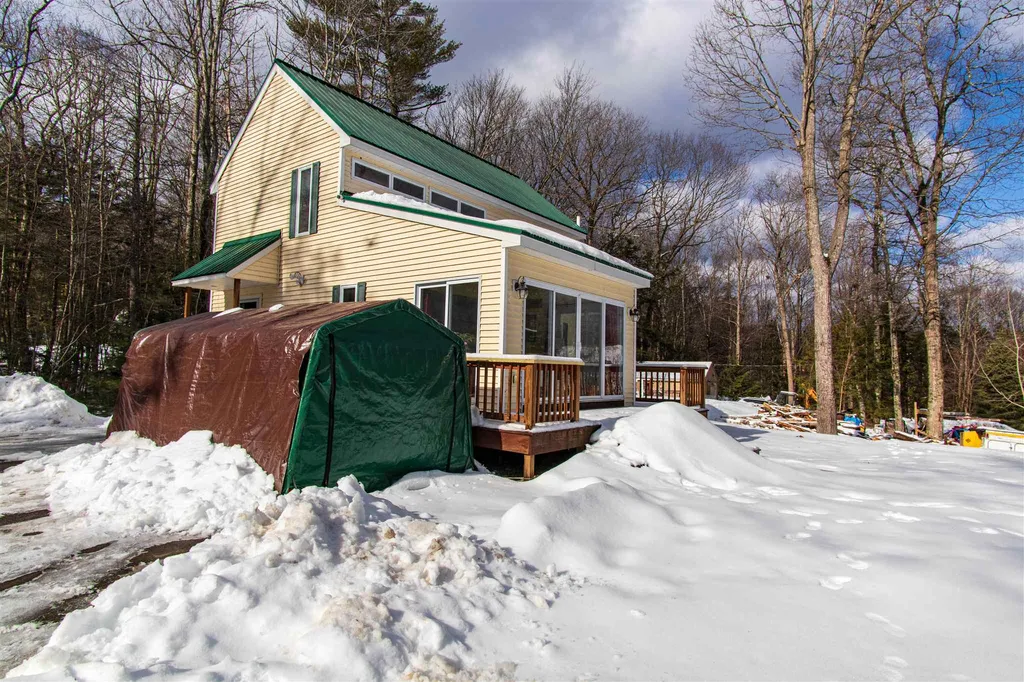 24 Merlin Road Farmington NH 03835