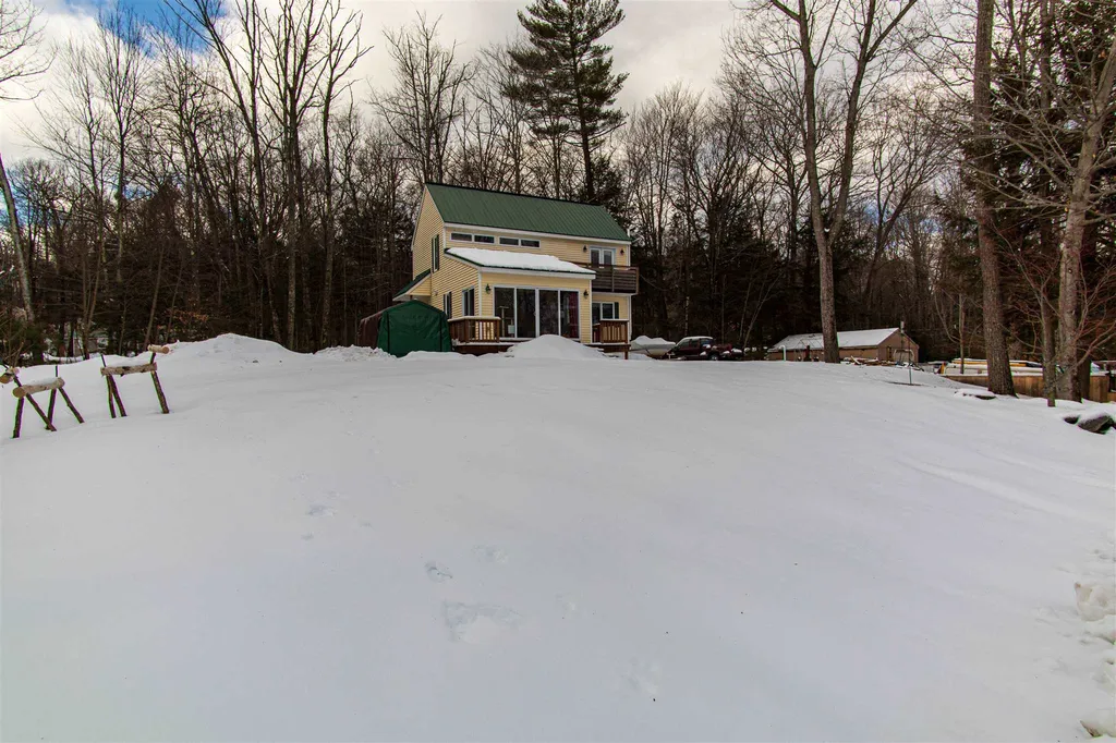 24 Merlin Road Farmington NH 03835