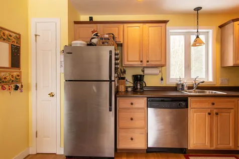 24 Merlin Road Farmington NH 03835