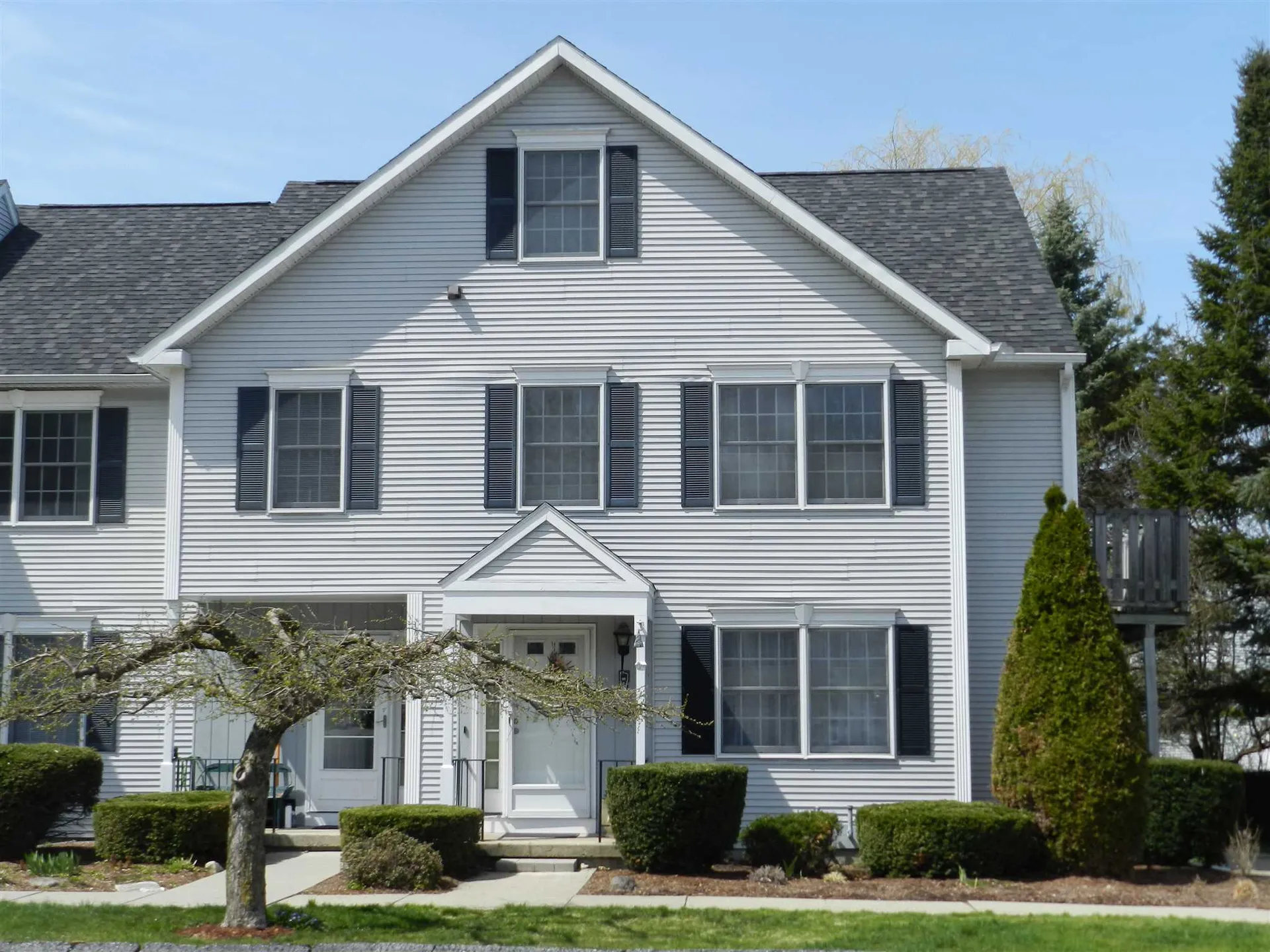 33 Twin Circle Middlebury VT 05753