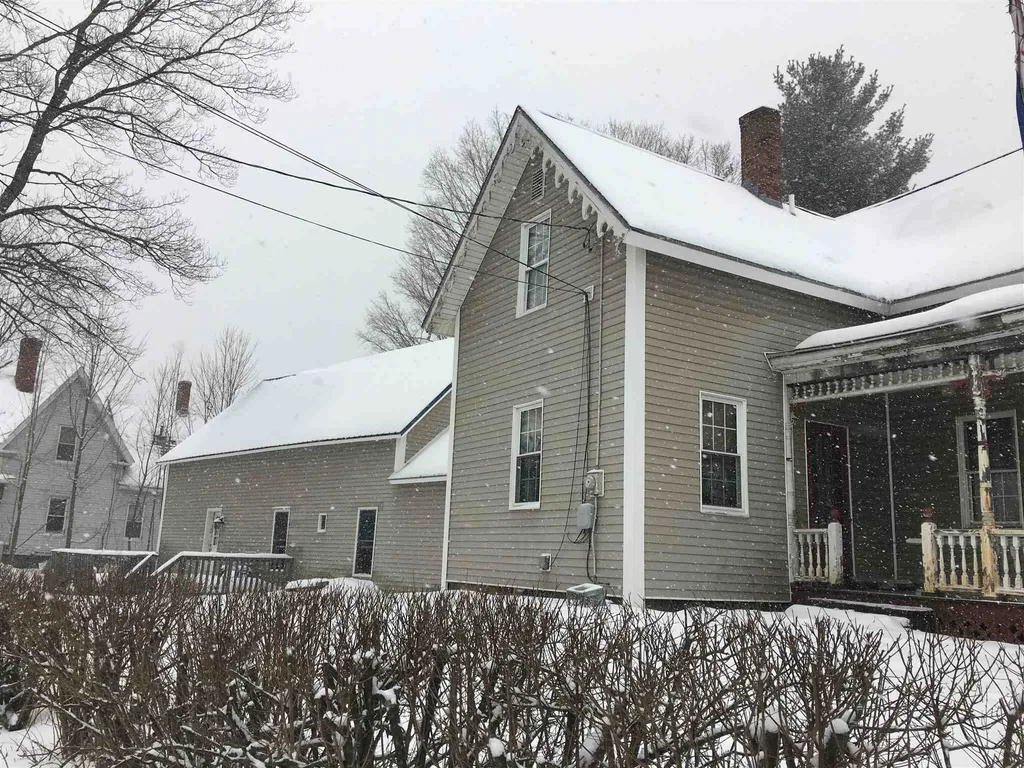 182 Pleasant Street Claremont NH 03743