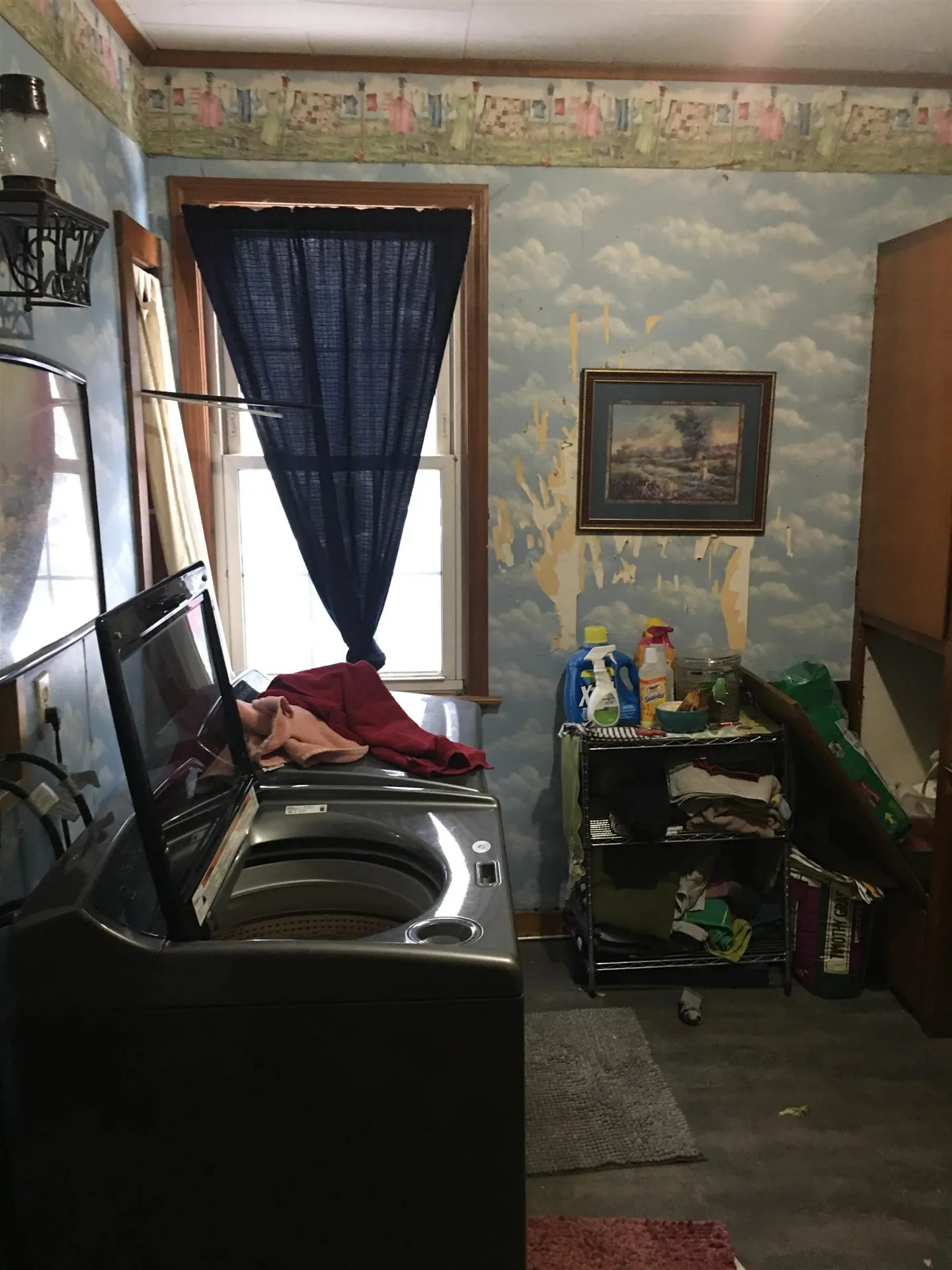 182 Pleasant Street Claremont NH 03743