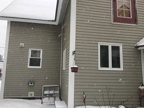 182 Pleasant Street Claremont NH 03743