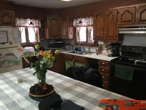 182 Pleasant Street Claremont NH 03743