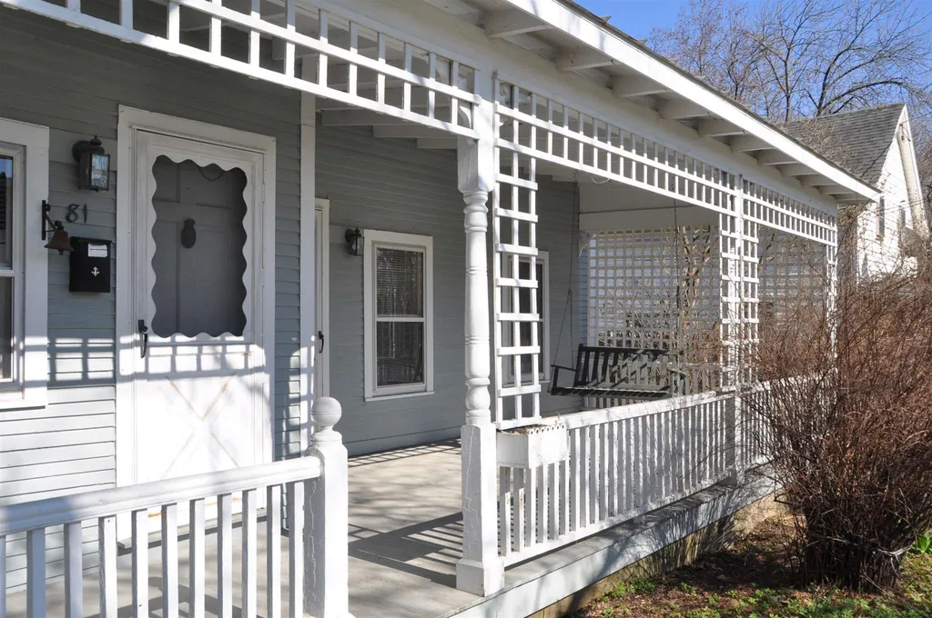 81 Court Street Middlebury VT 05753