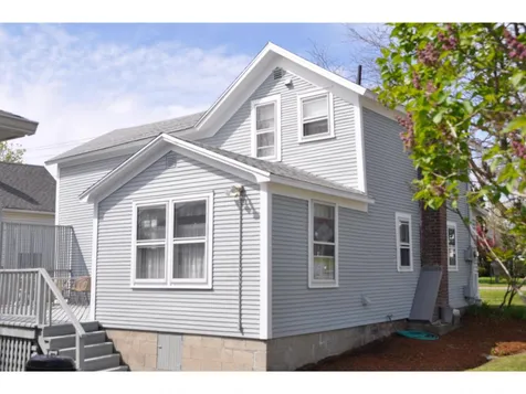 81 Court Street Middlebury VT 05753