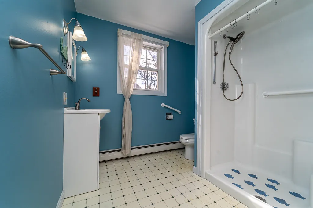 3 Edmund Street Somersworth NH 03878