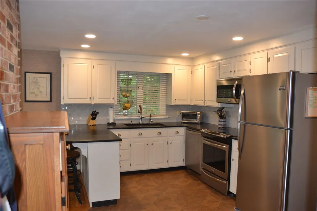50 Winterhaven Road Wolfeboro NH 03894