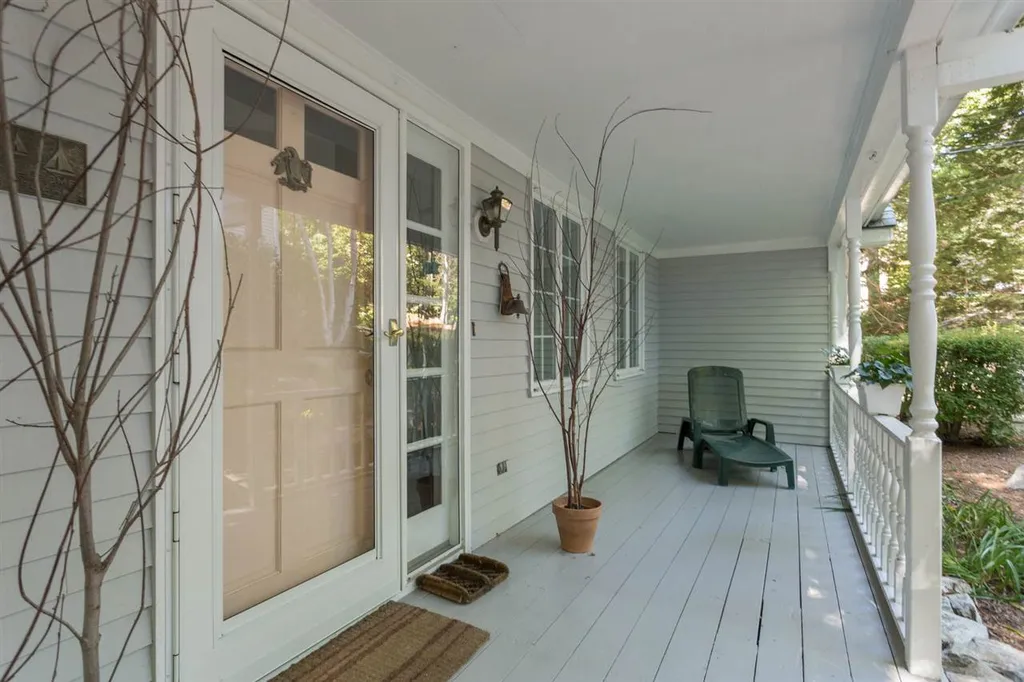 50 Winterhaven Road Wolfeboro NH 03894