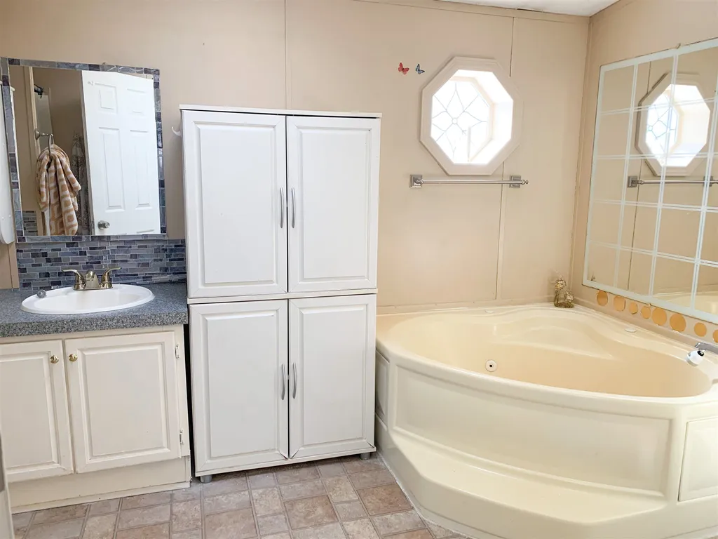 48 Pine Ridge Road Middleton NH 03887