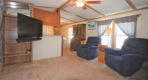 17 Pine Hill Road Tilton NH 03276