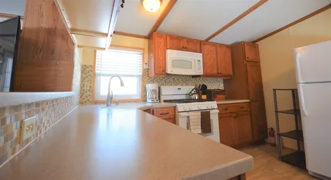 17 Pine Hill Road Tilton NH 03276