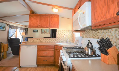 17 Pine Hill Road Tilton NH 03276