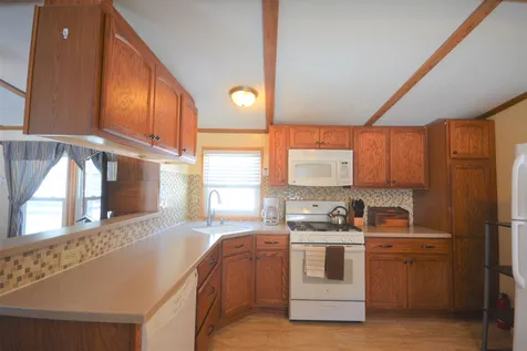 17 Pine Hill Road Tilton NH 03276