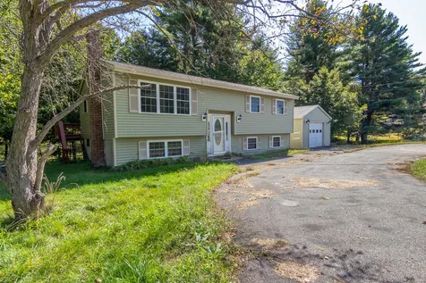 711 Calef Highway Barrington NH 03825