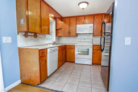 711 Calef Highway Barrington NH 03825