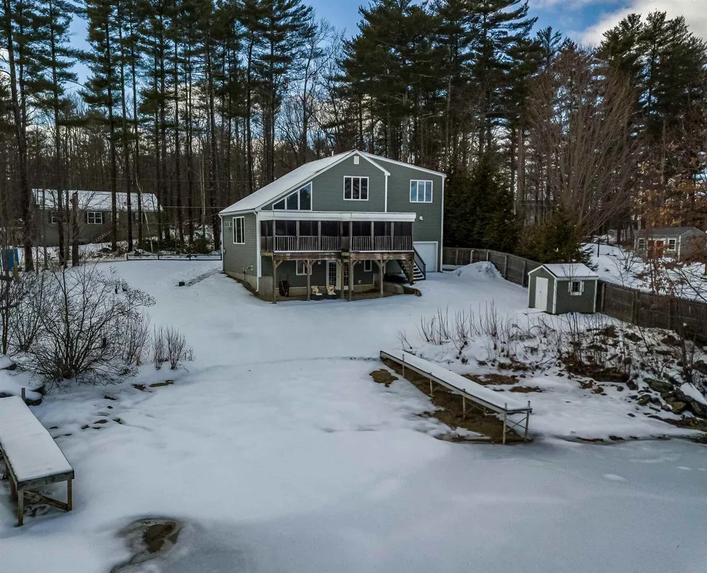 94 Small Road Barrington NH 03825