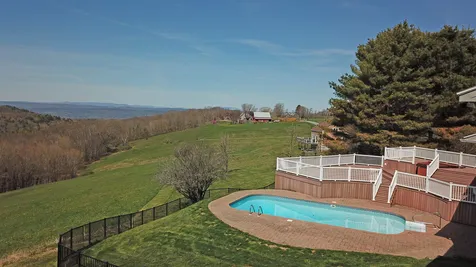 186 Barnett Hill Road Walpole NH 03608