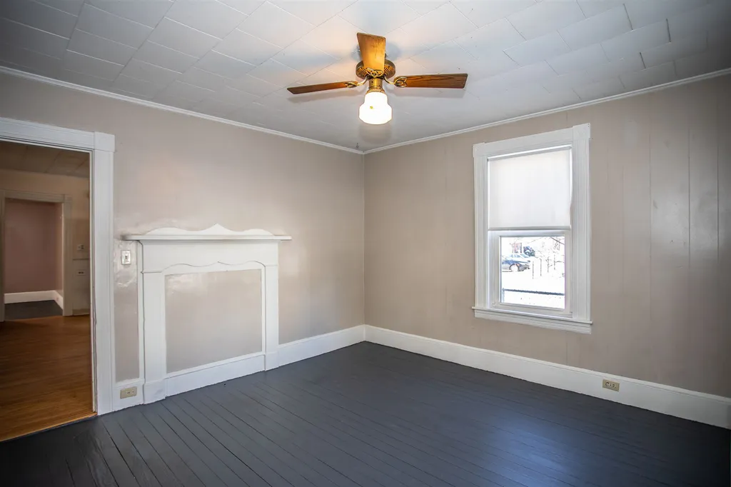 235 Cedar Street Manchester NH 03103