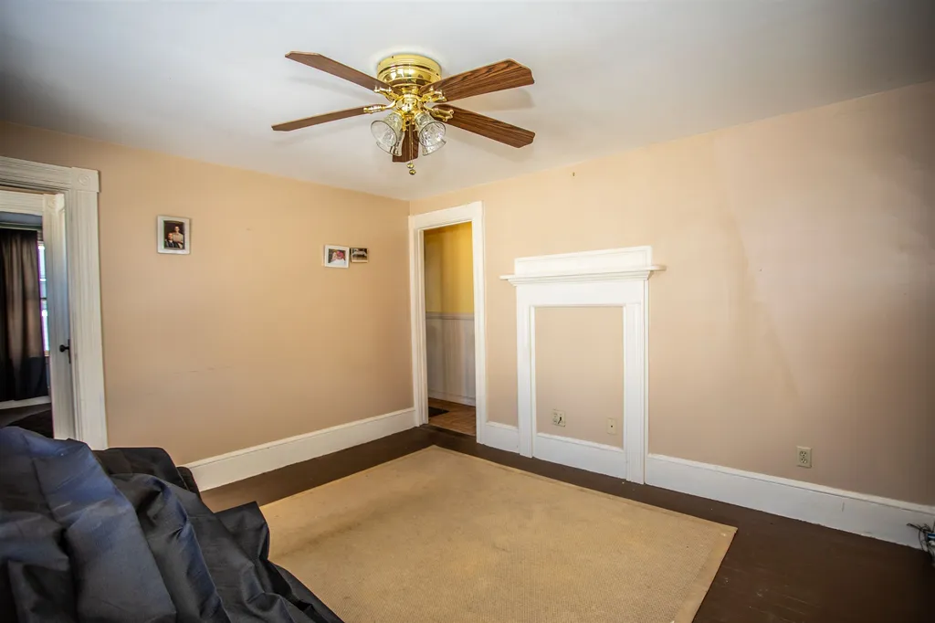 235 Cedar Street Manchester NH 03103