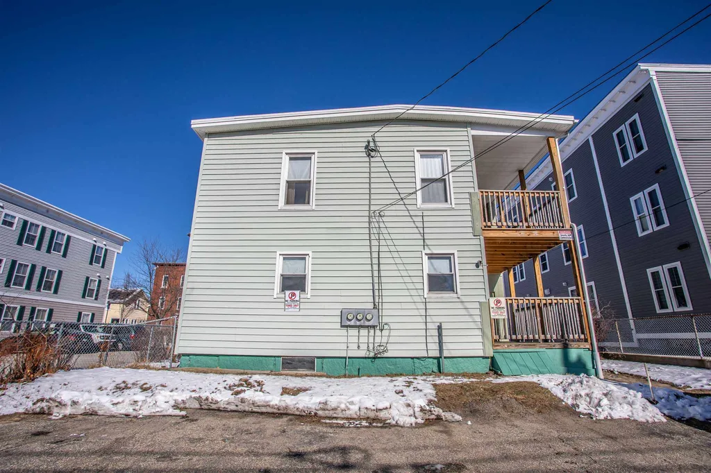 235 Cedar Street Manchester NH 03103