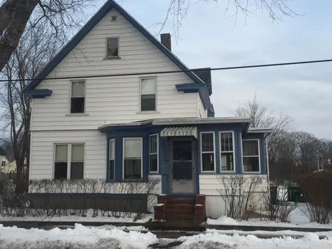 60 Chestnut Street Rochester NH 03867
