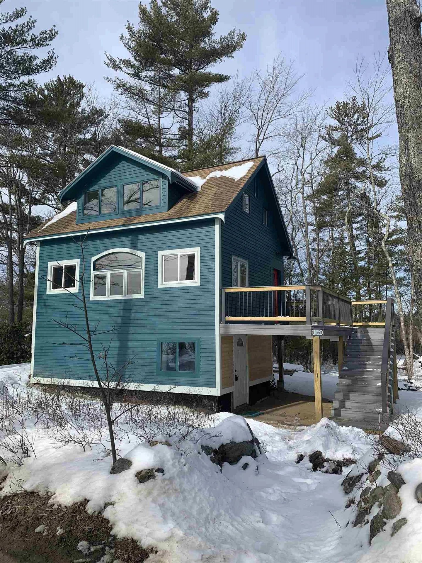 16 Gulf Road Deerfield NH 03037