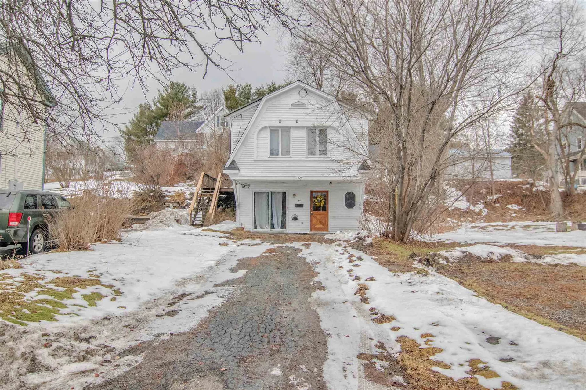 87 Pleasant Street Littleton NH 03561