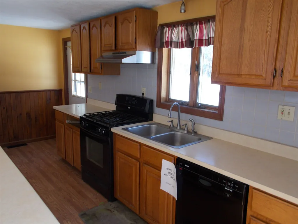 23 Simonds Road Dalton NH 03598