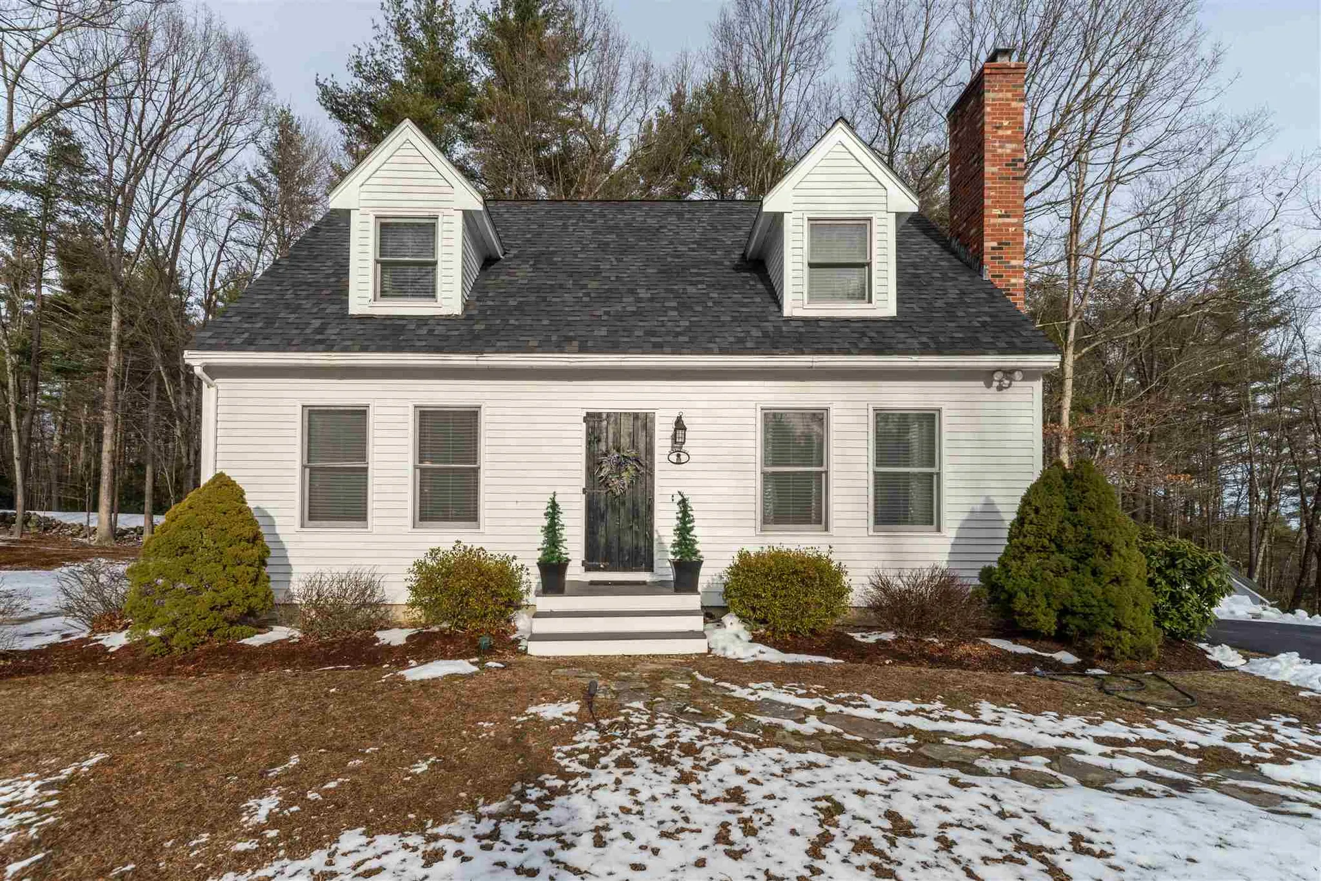 7 Lorden Lane Brookline NH 03033
