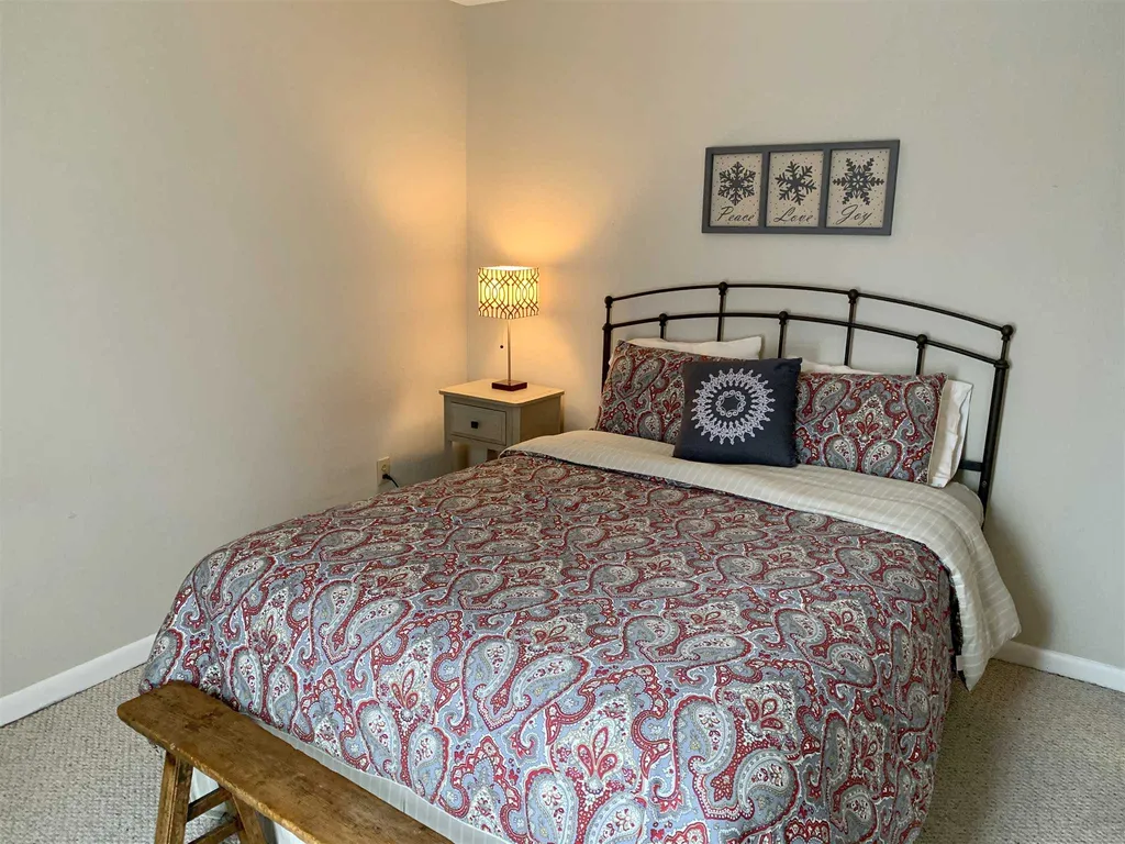 53 Lower Summit Road Warren VT 05674