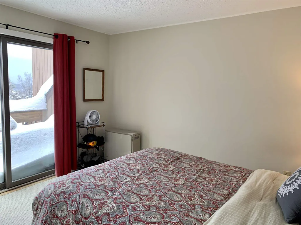 53 Lower Summit Road Warren VT 05674