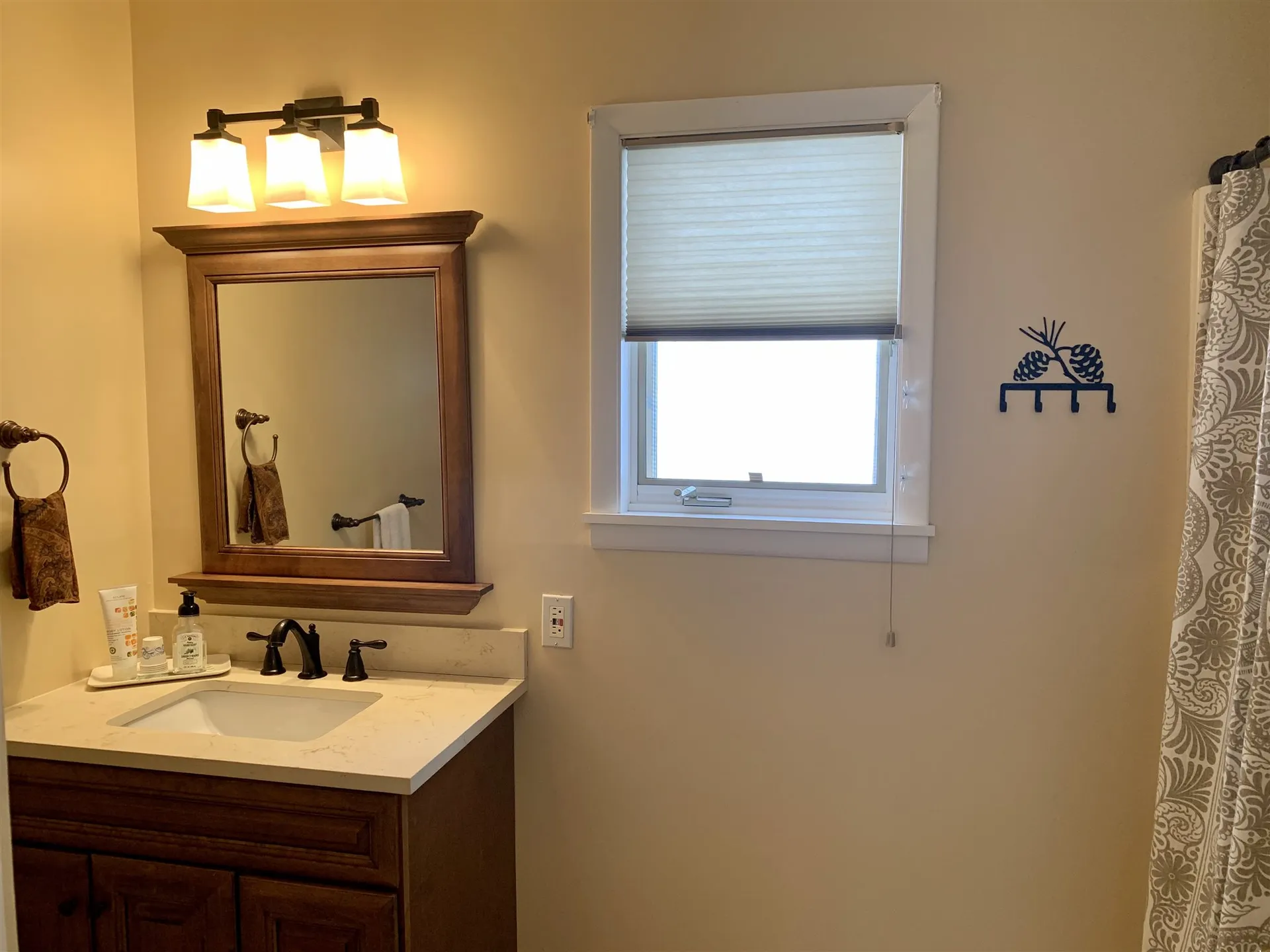 53 Lower Summit Road Warren VT 05674