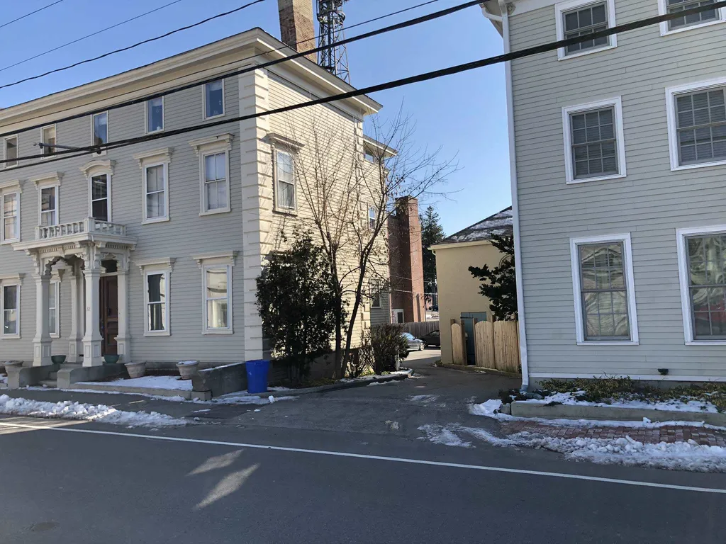 72 Islington Street Portsmouth NH 03801
