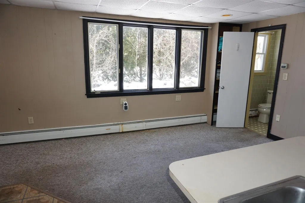 15 Nash Parkway Somersworth NH 03878