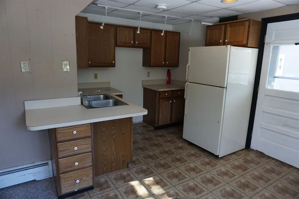15 Nash Parkway Somersworth NH 03878