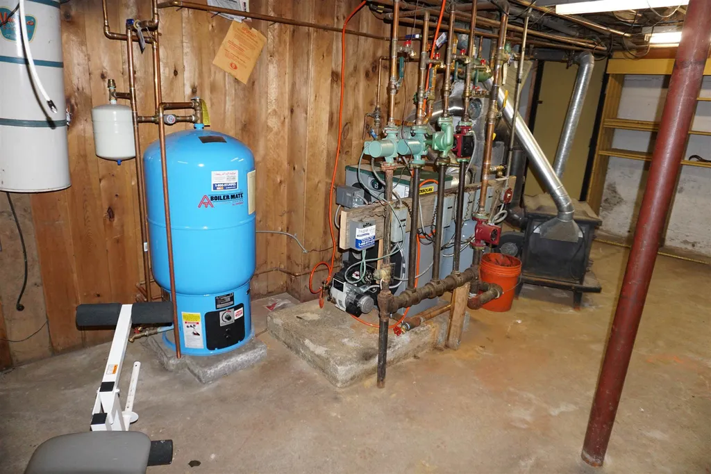 15 Nash Parkway Somersworth NH 03878