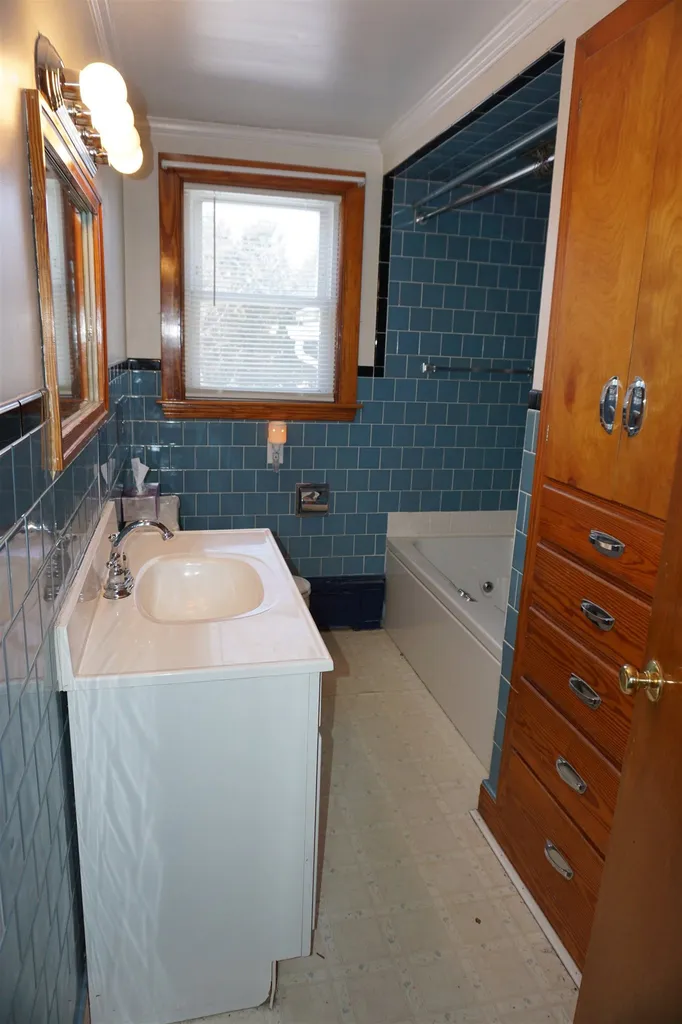15 Nash Parkway Somersworth NH 03878