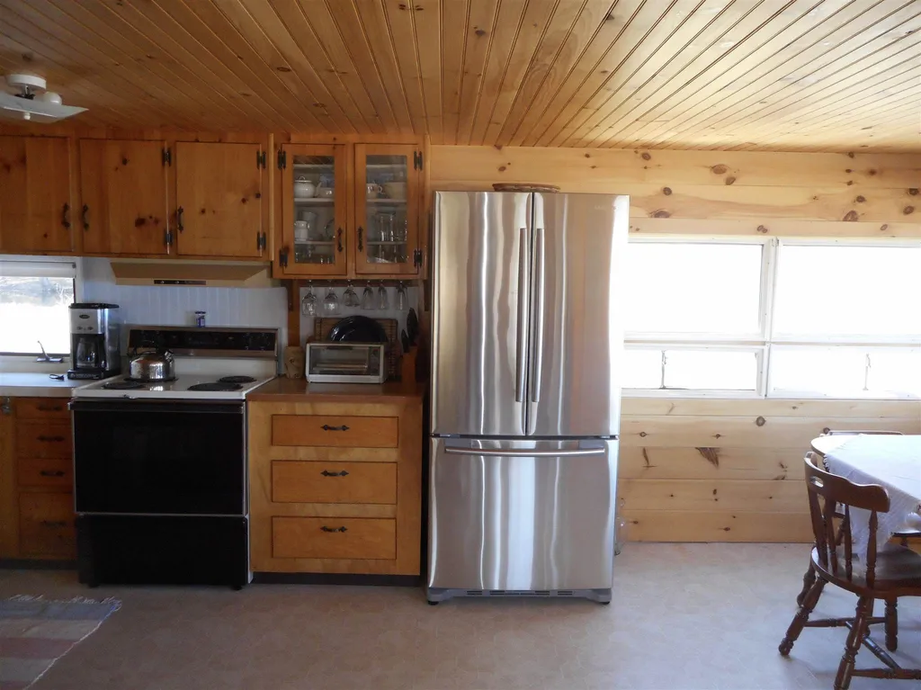 3964 County Road Woodbury VT 05681