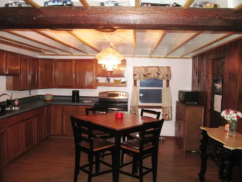 629 Hanover Street Claremont NH 03743